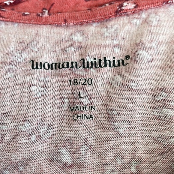 Short sleeve cold shoulder blouse, by women within size large 18/20 - Picture 2 of 5